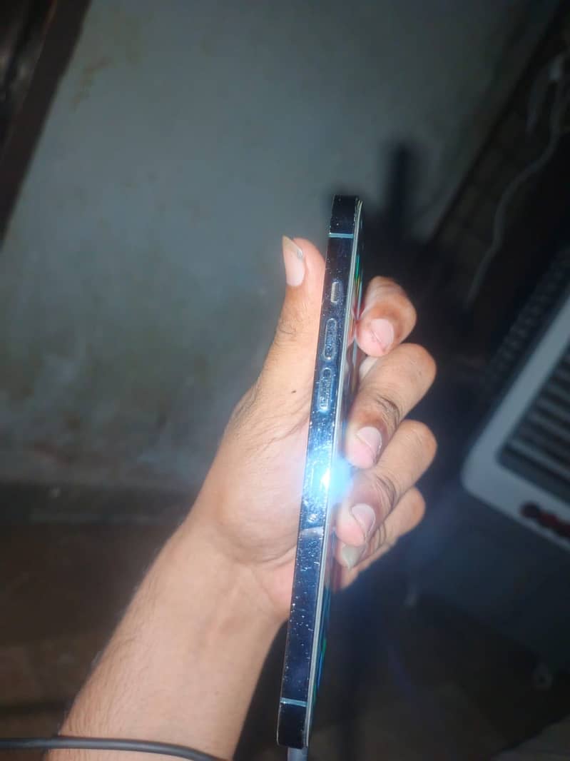 Apple iPhone 12 Pro Max 1