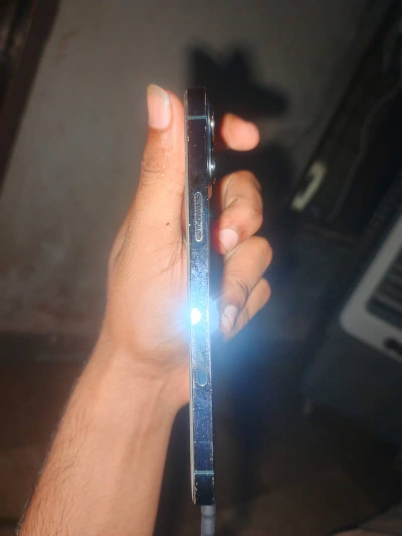 Apple iPhone 12 Pro Max 2