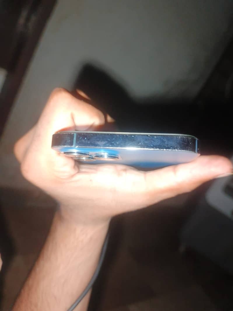 Apple iPhone 12 Pro Max 5