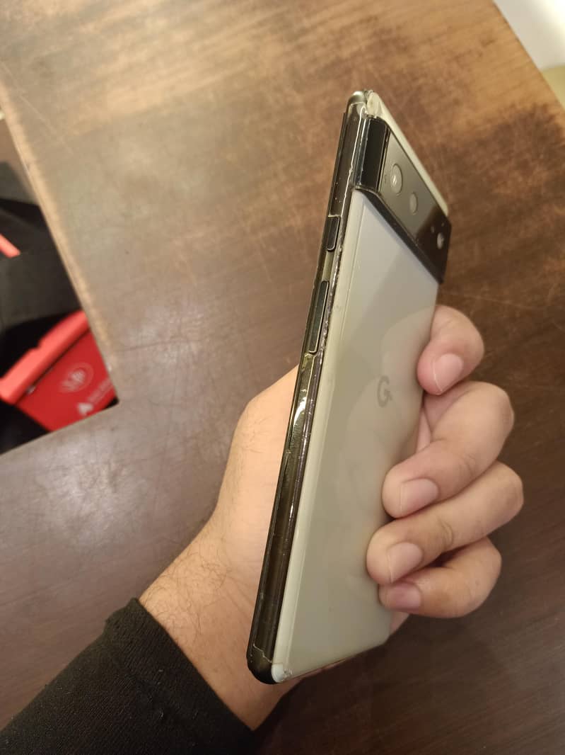 Google Pixel 6 3