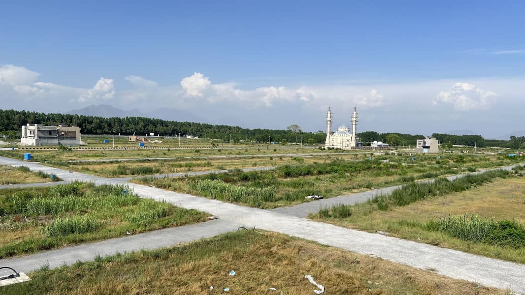 7 Marla Plot Available 3