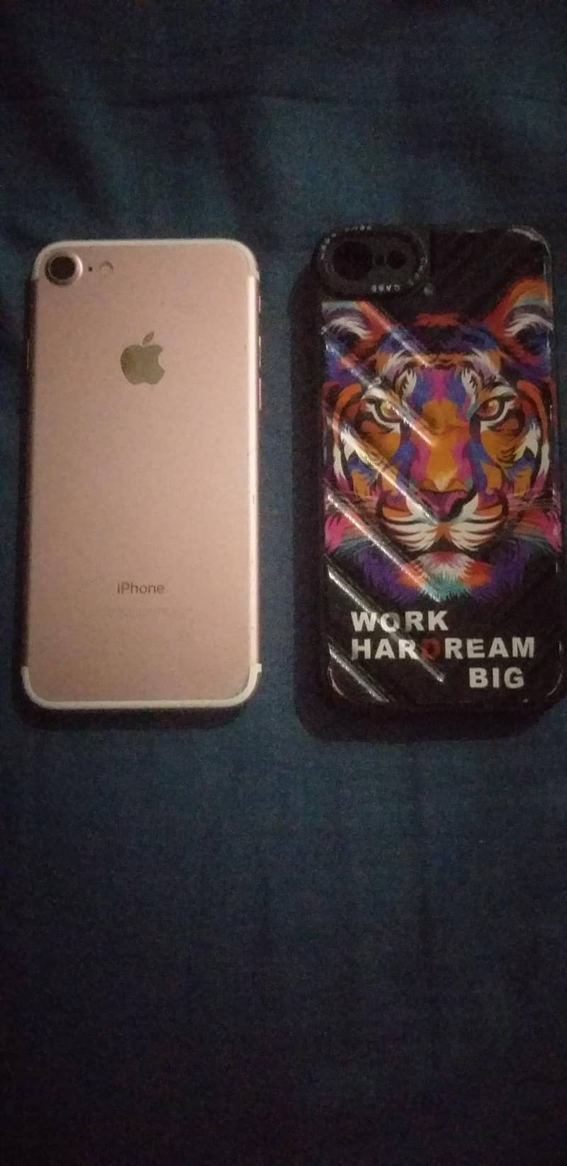 Apple iPhone 7 0