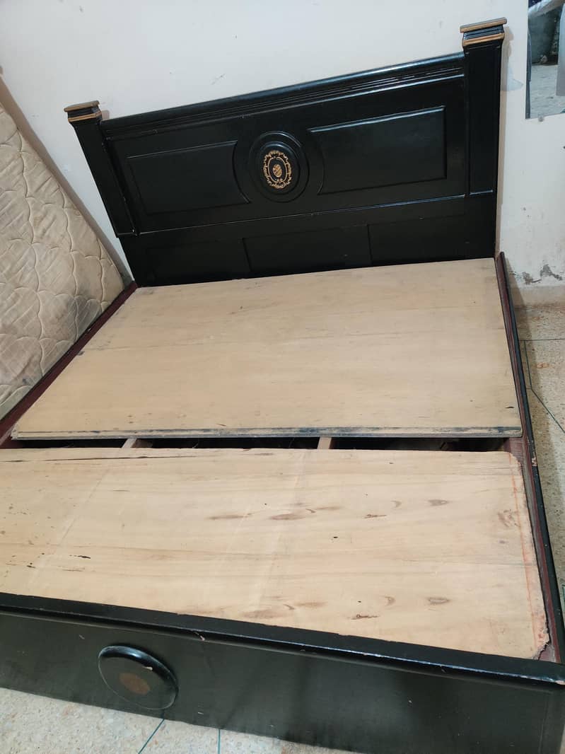 King bed 3