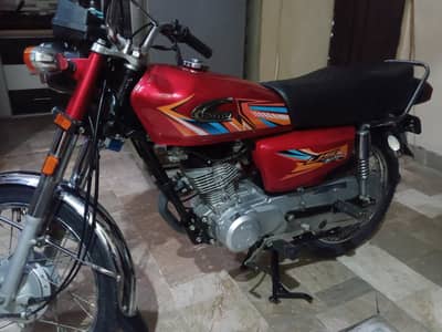 united 125