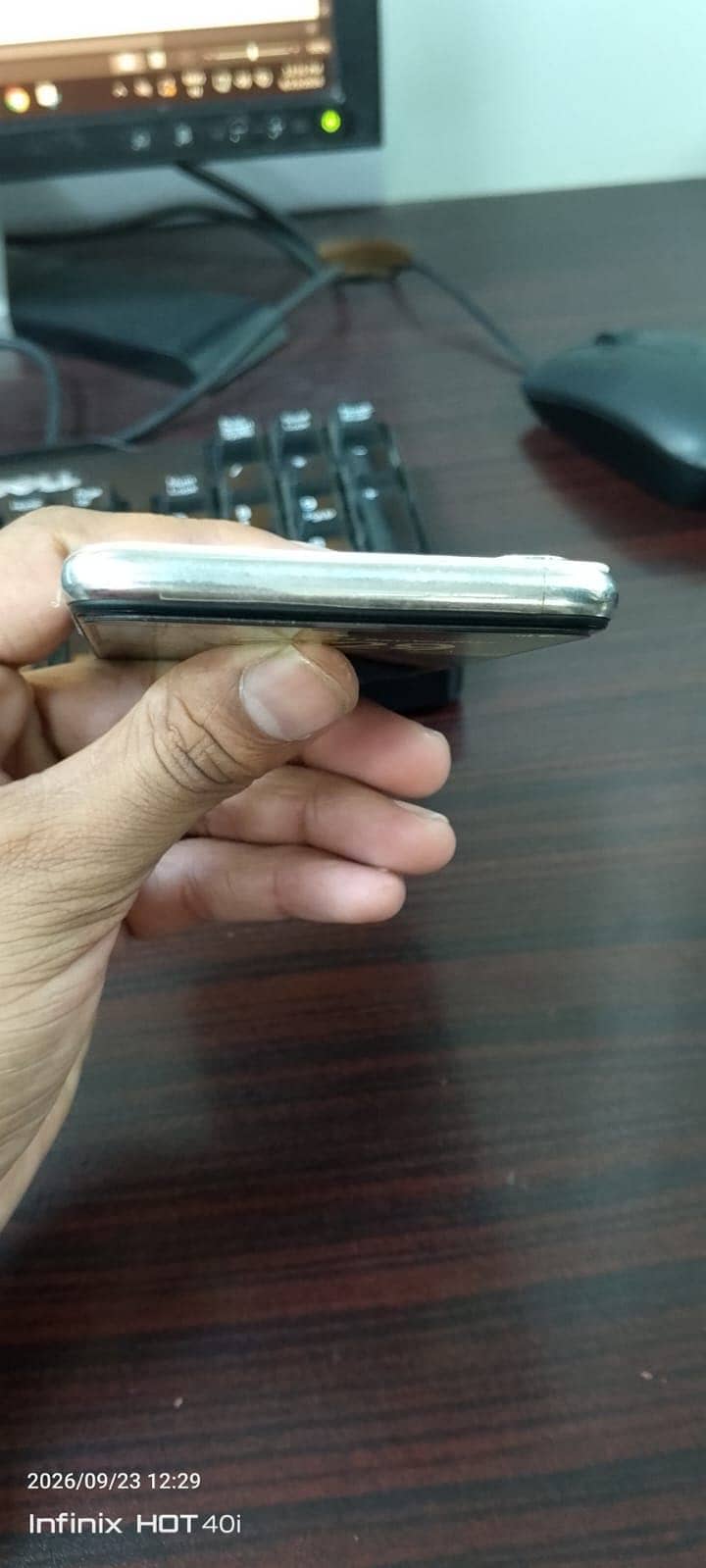 Apple iPhone X 3