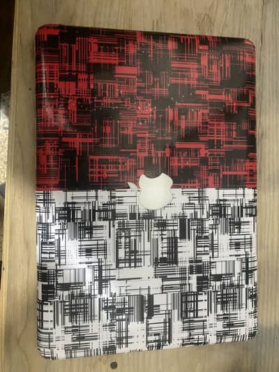 Apple Macbook white - Excellent condition - Original & smooth working