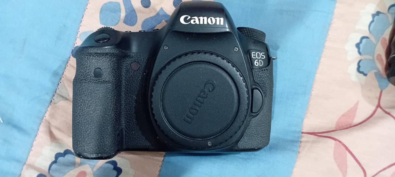 6D camera 0