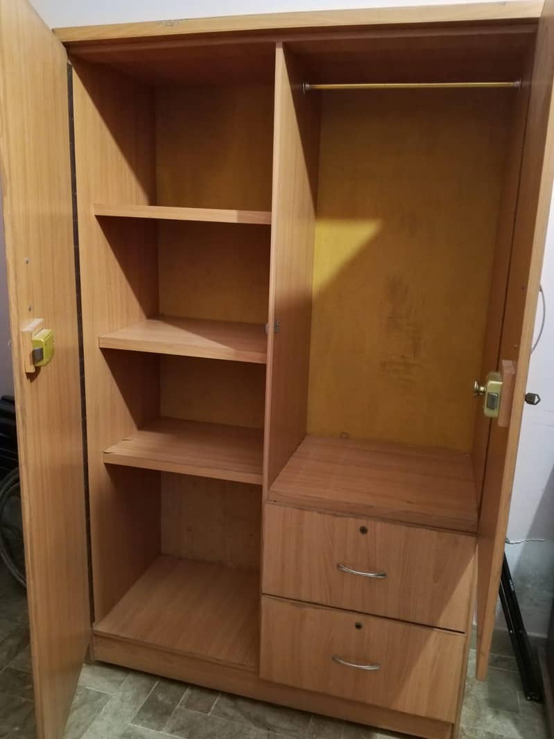 wardrobe 1