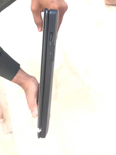 LAPTOP FOR SELL 32000