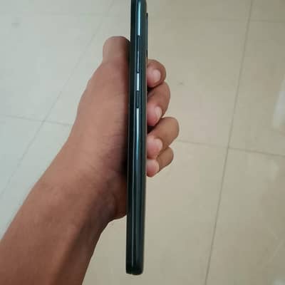 Samsung Mobile A51 number 03209988918