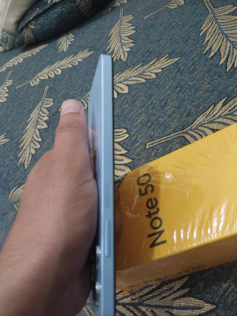 Realme Note 50 4