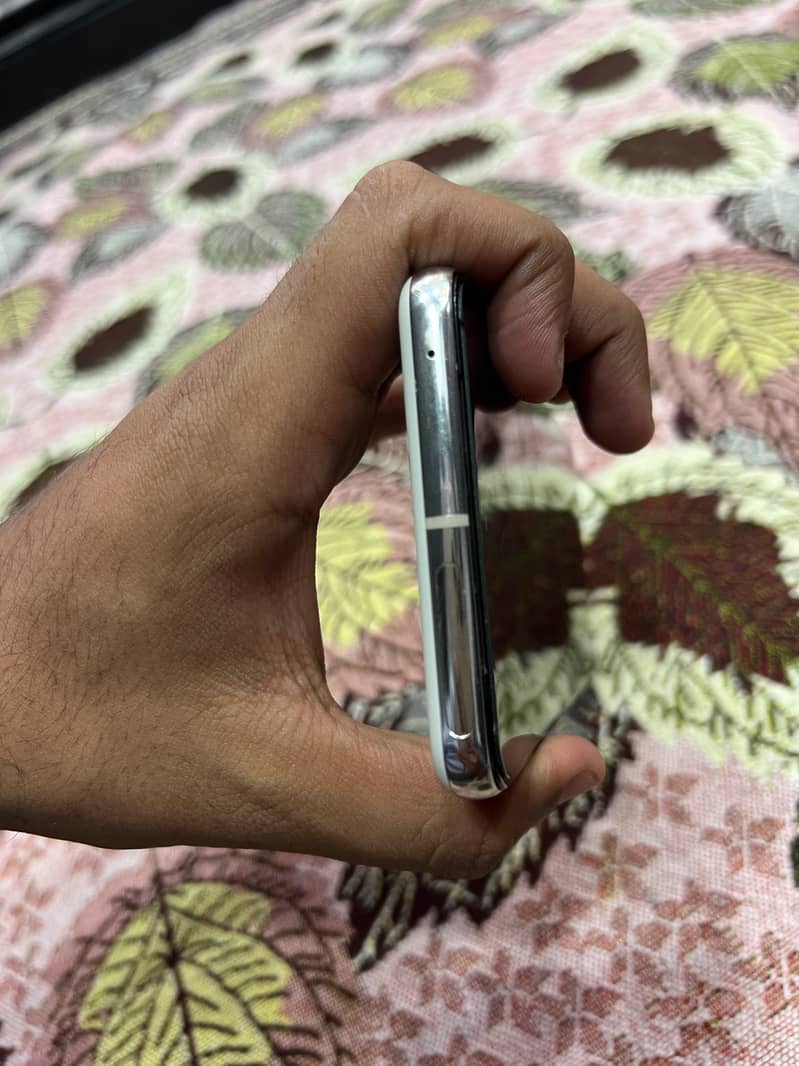 Google Pixel 8 Pro 3