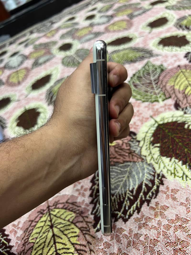 Google Pixel 8 Pro 4