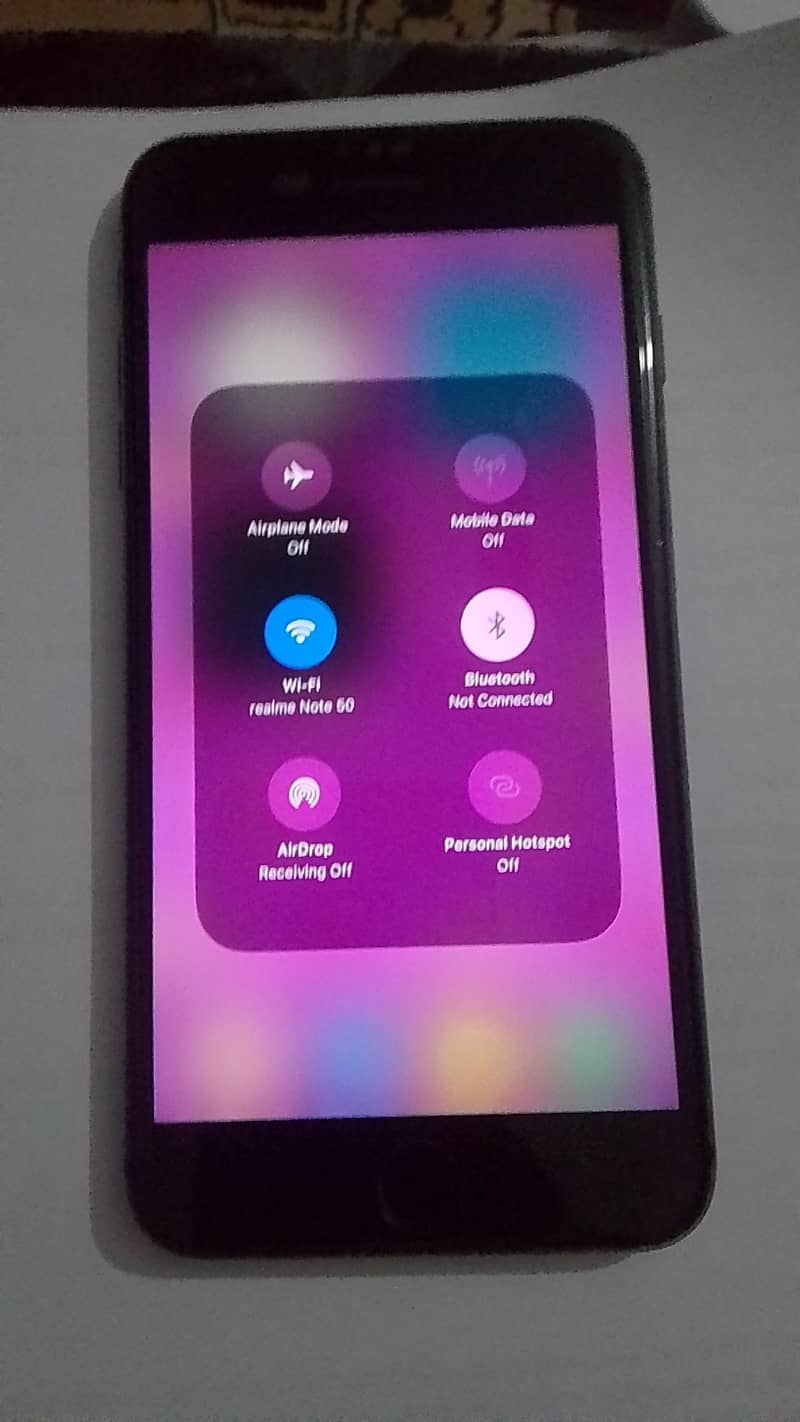 Apple iPhone 8 Plus 0