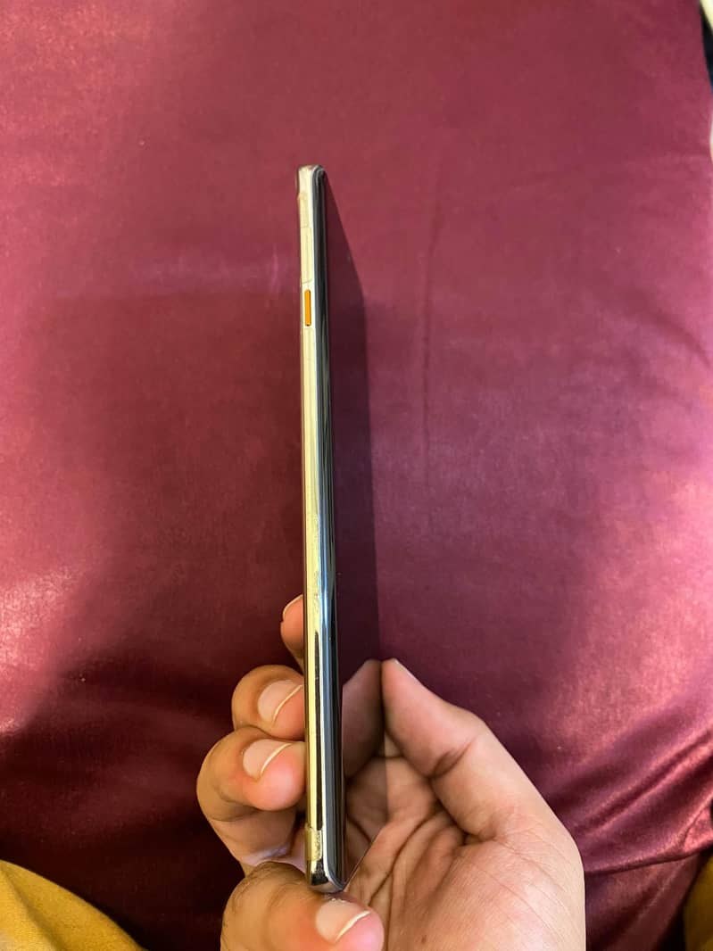 Tecno CAMON 40 Pro 2