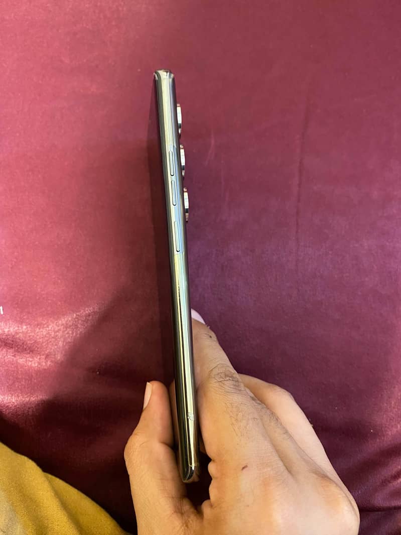 Tecno CAMON 40 Pro 6
