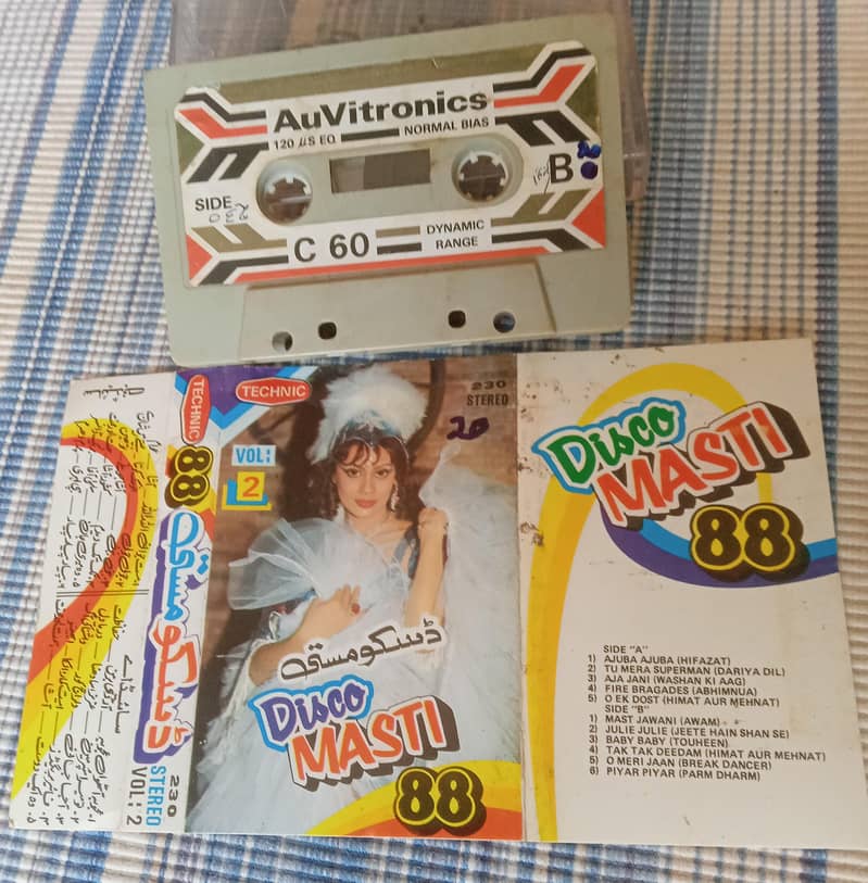 AUDIO CASSETTES 3