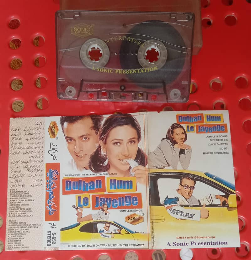 AUDIO CASSETTES 10