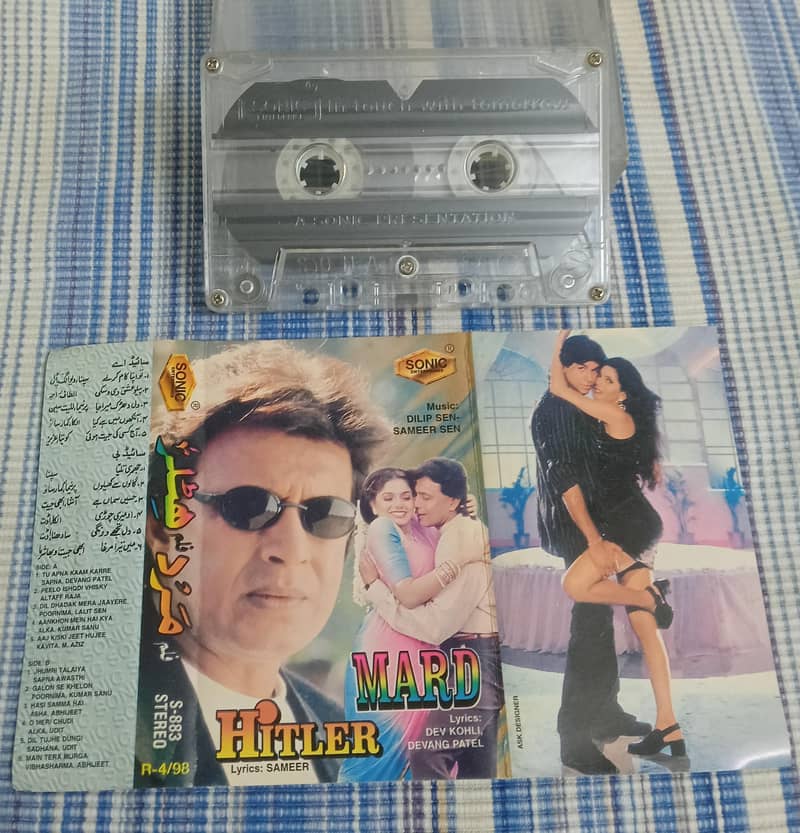 AUDIO CASSETTES 12
