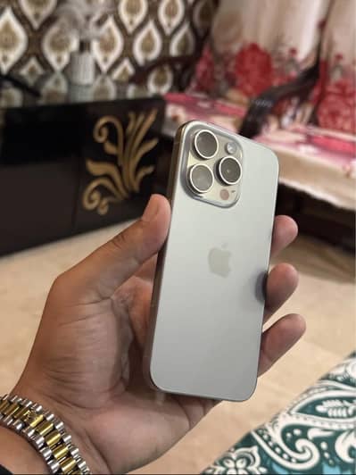 Apple iPhone 15 Pro
