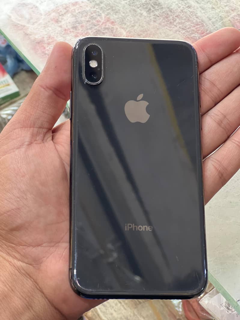 Apple iPhone XS 7