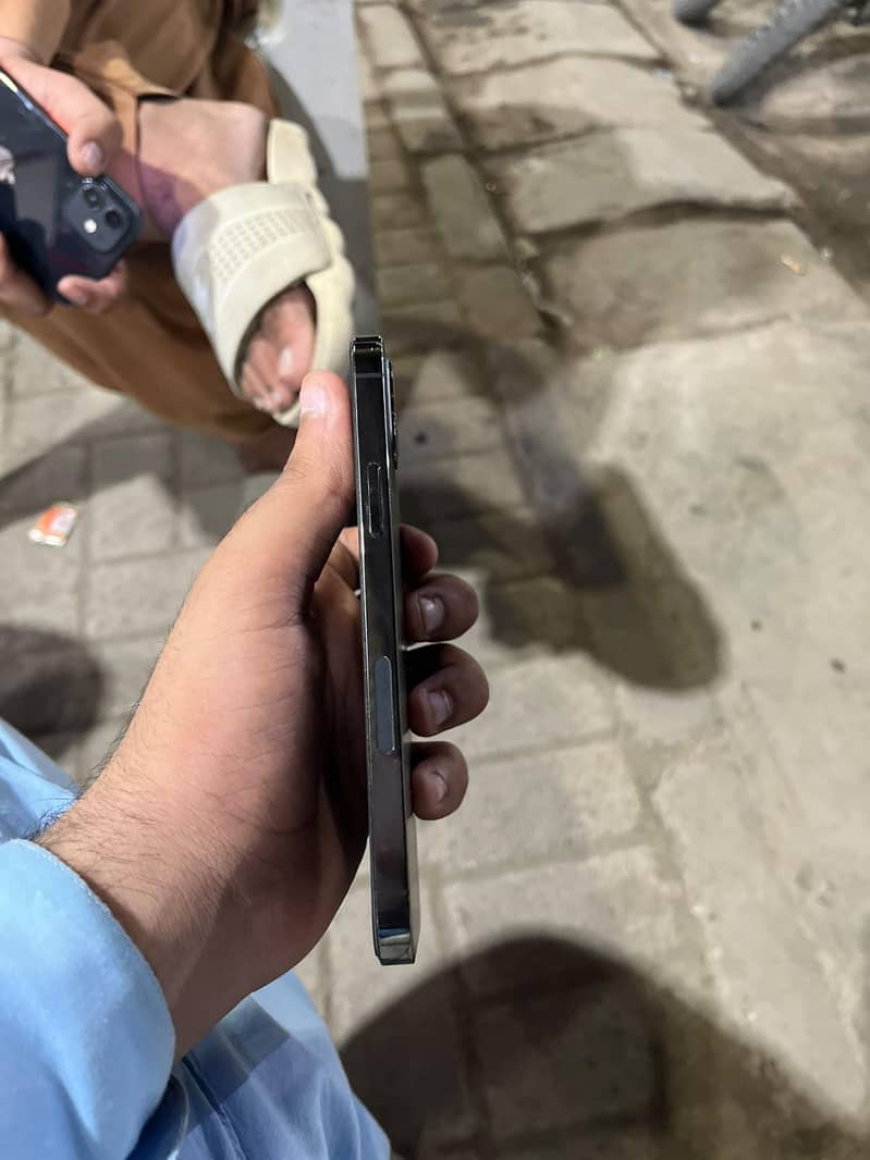 Apple iPhone 12 Pro 5