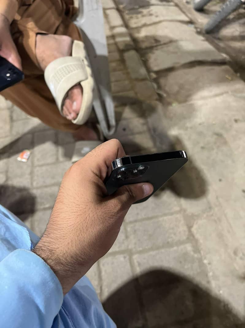 Apple iPhone 12 Pro 6