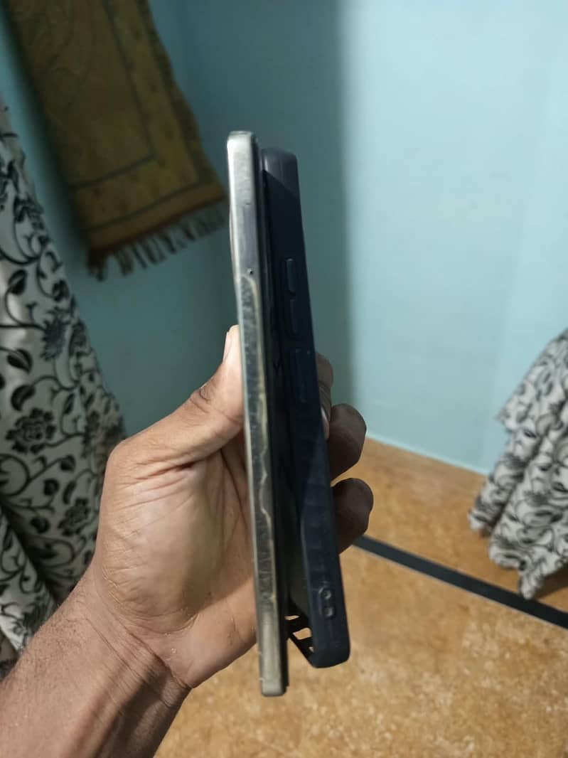 Tecno CAMON 30 0