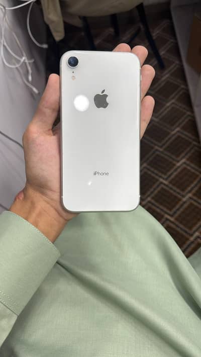 I phone xr 10 10