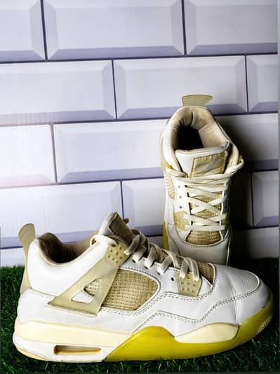 ORIGINAL  AIR  JORDAN 4 OFF WHITE /SAIL