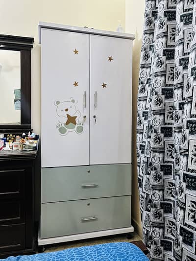 Kid’s Wardrobe (2 door and 2 drawers)