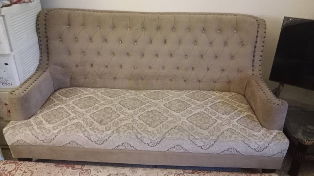 sofa white 2
