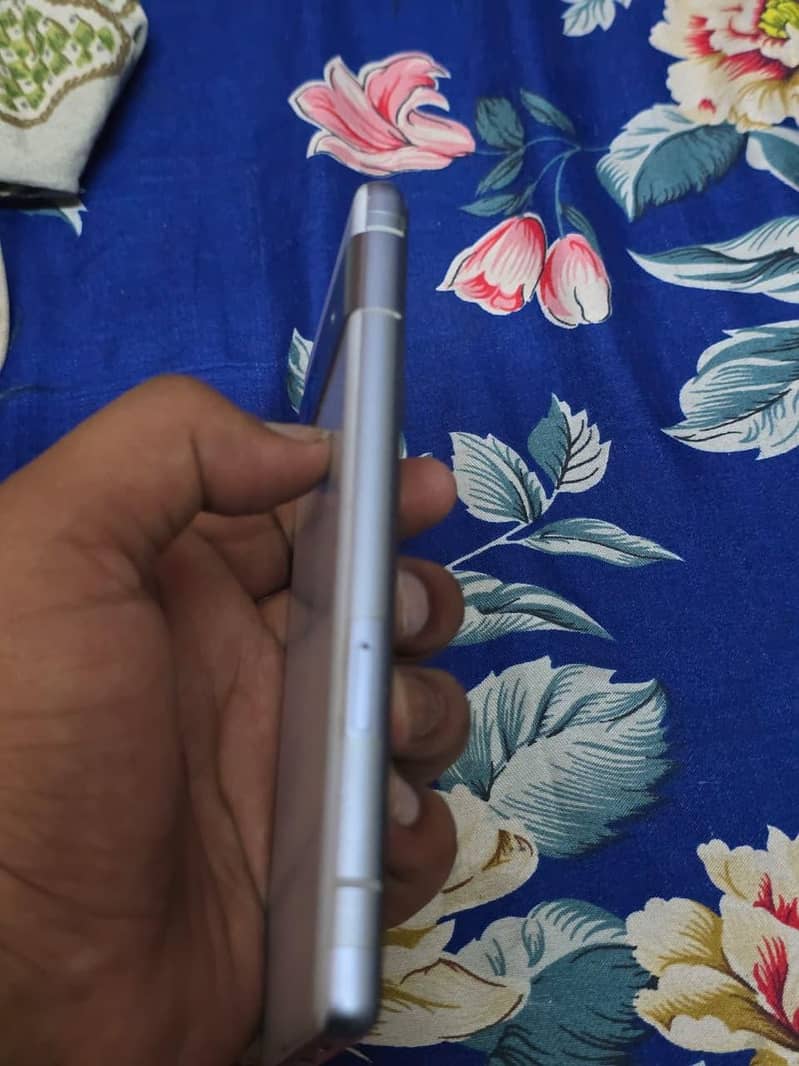 Google Pixel 7a 1