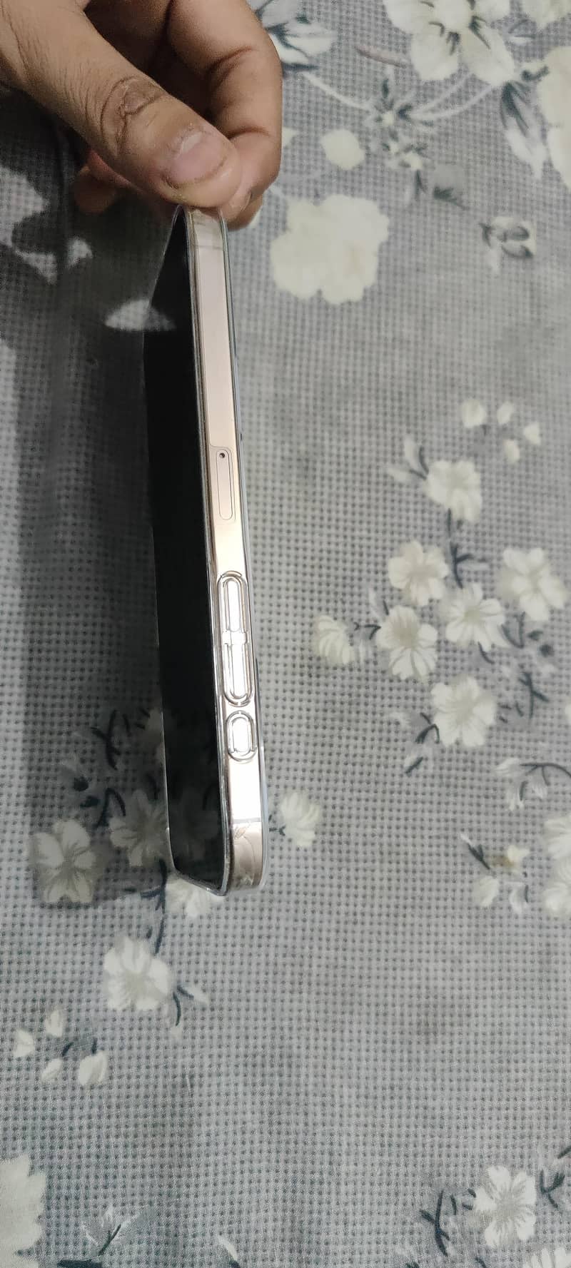 Apple iPhone 16 Pro Max 2
