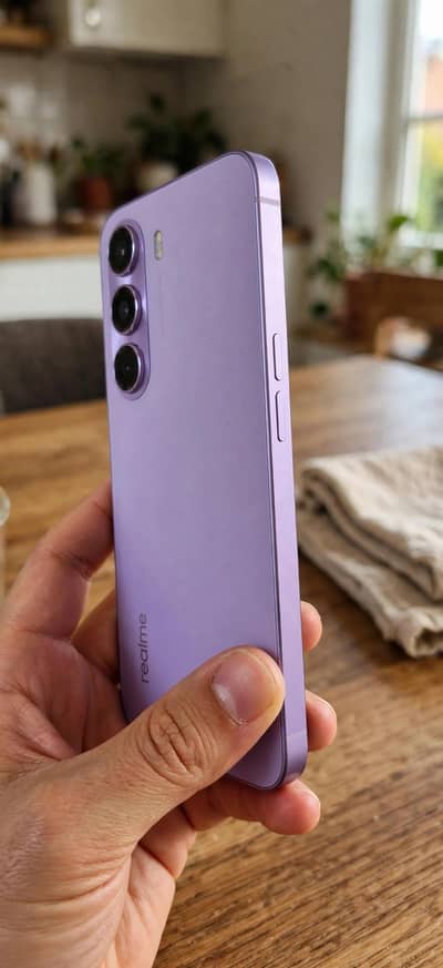 Realmi C100i - purple - 10/10 lush condition - no fault
