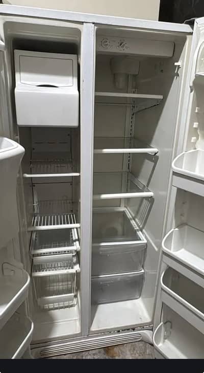 urgent sale white westinghouse freezer