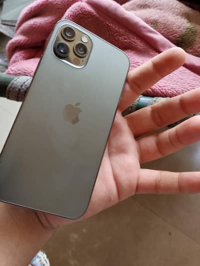 Apple iPhone 12 Pro jv