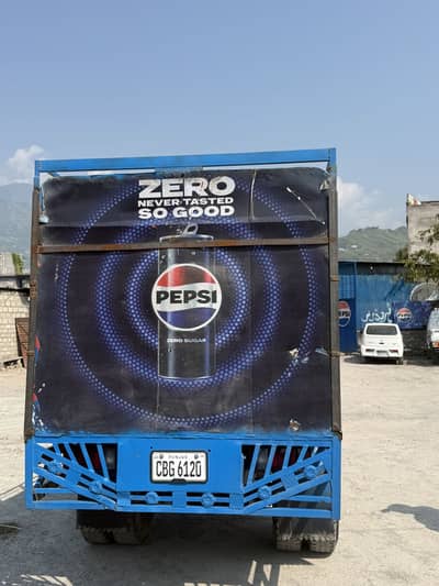 Isuzu NKR 2013 model