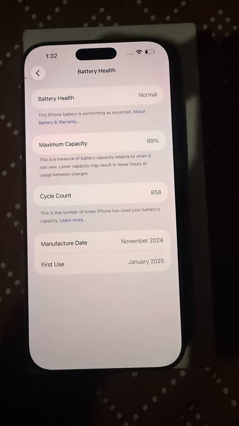 Apple iPhone 16 Pro Max 2