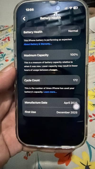 Apple iPhone 15 like box pack 2025 ka end pr box pack liya tha