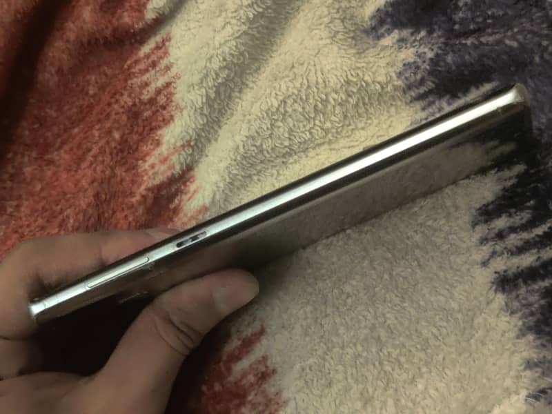 Samsung Mobile Note 9 3