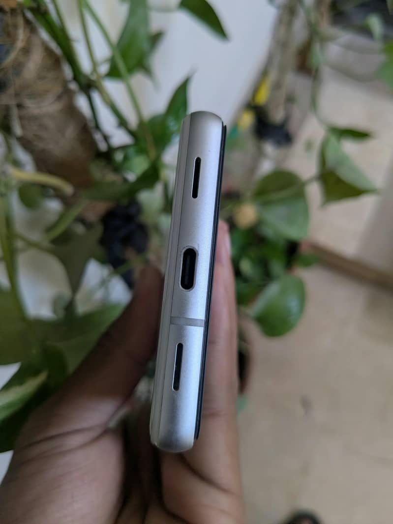Google Pixel 7a 3