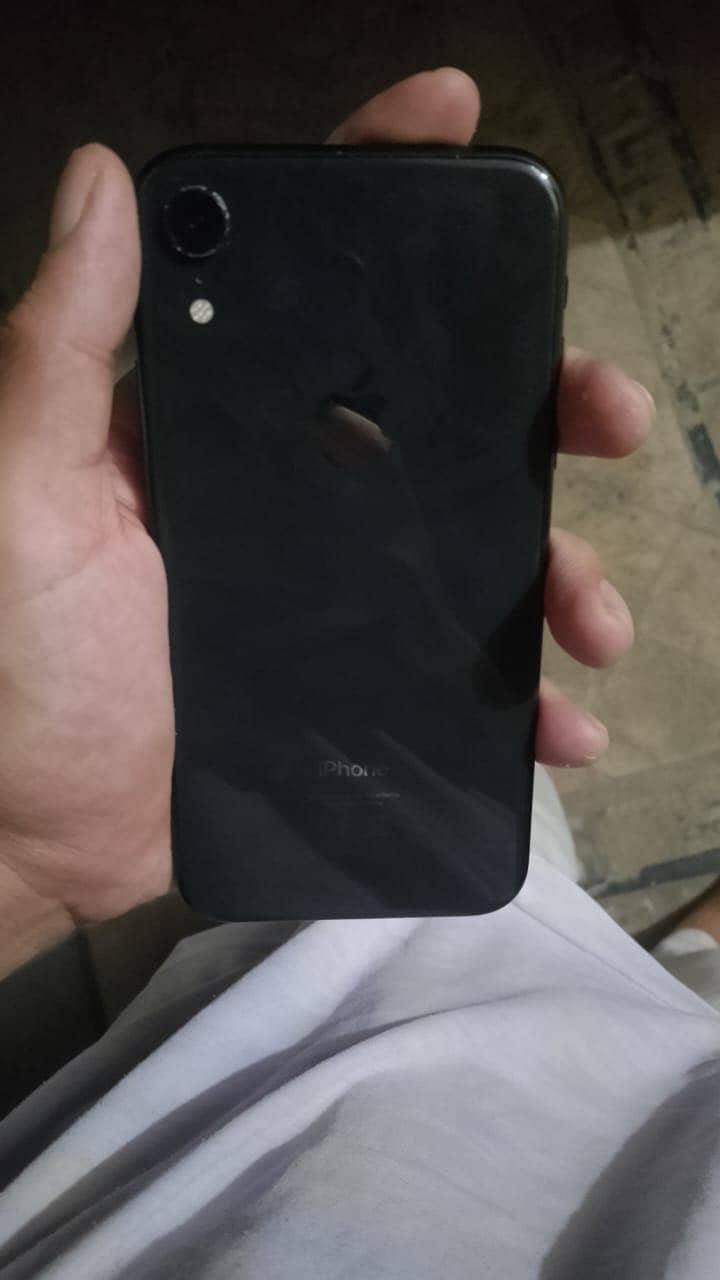 Apple iPhone XR 0