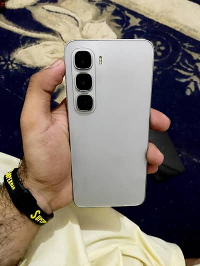 Infinix Hot 60i