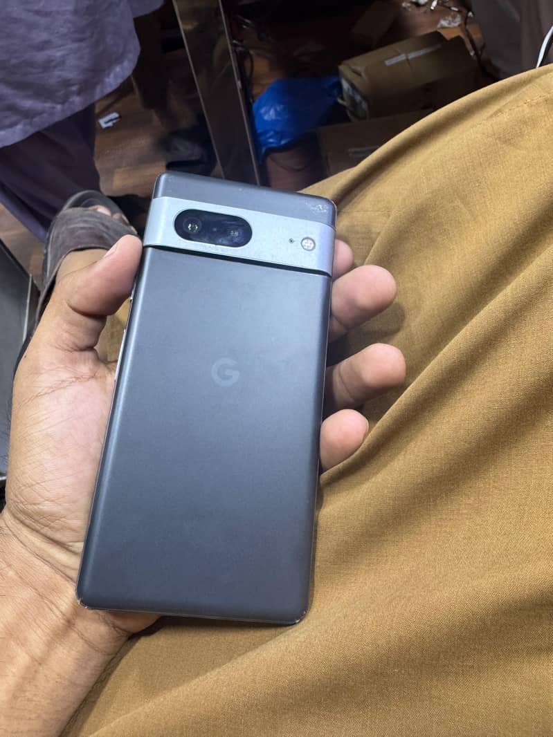 Google Pixel 7 3