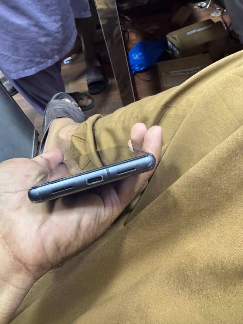Google Pixel 7 5