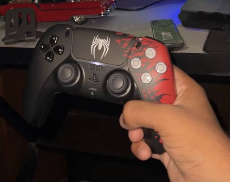 PS5 Spiderman Edition Controller 1
