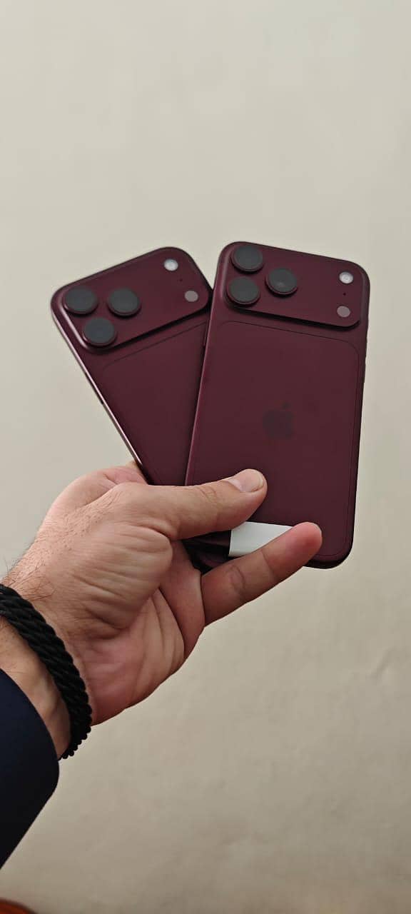 Apple iPhone 18 Pro Max 1