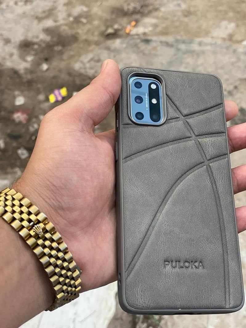One Plus 8t 3