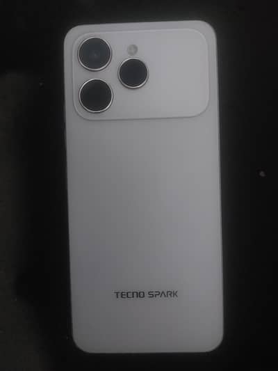 tecno Spark 40